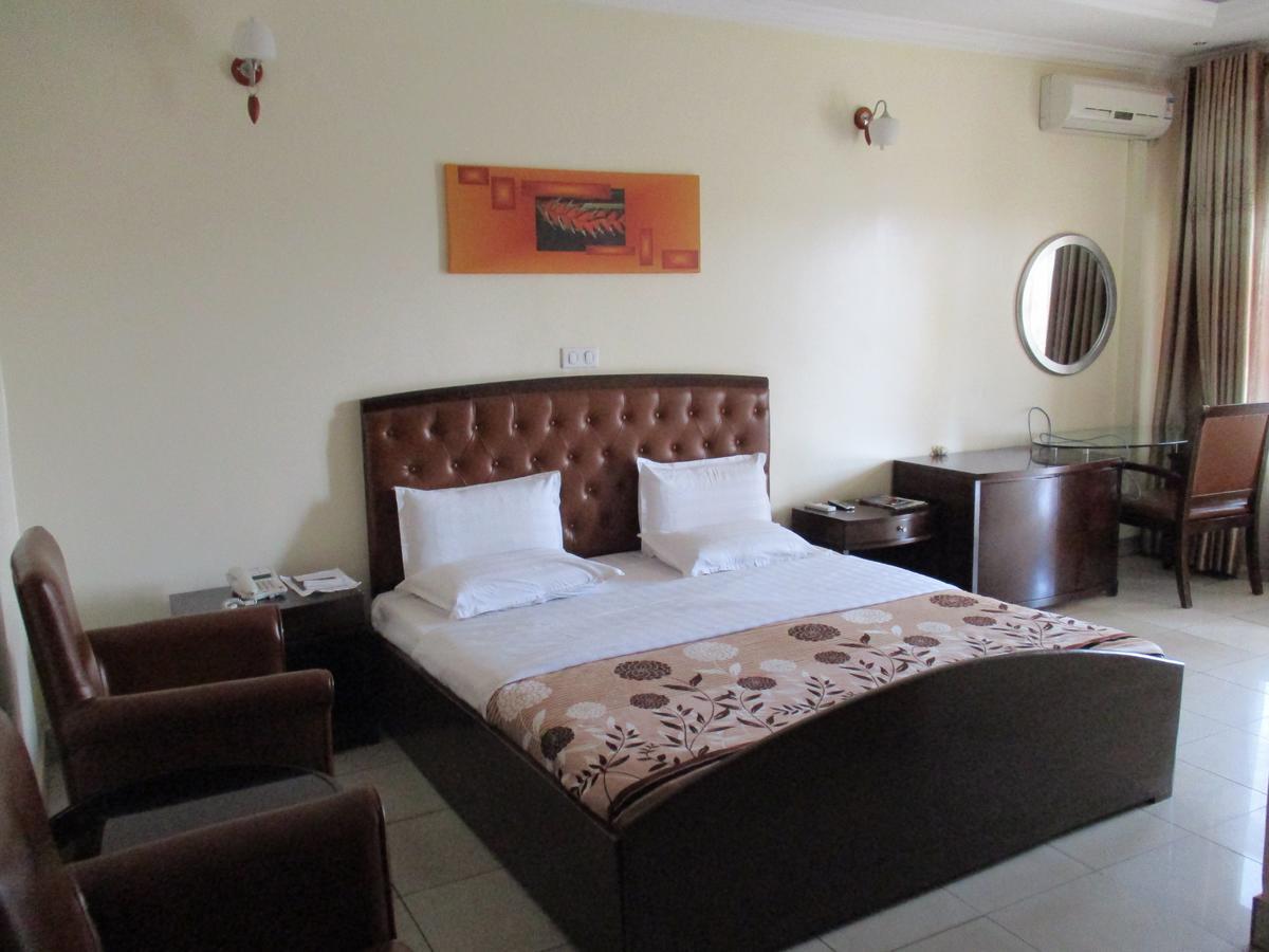 Amaris Hotel คิกาลี ภายนอก รูปภาพ